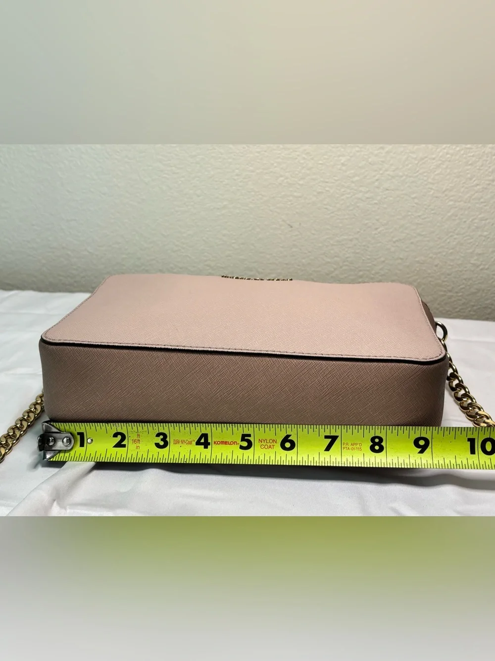 Michael Kors Jet Set Pink Saffiano Leather Crossbody Camera Bag Gold Chain